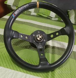 Volante a calice BMW E36 serigrafato con mozzo
