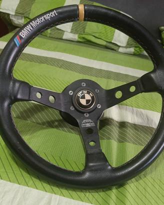 Volante a calice BMW E36 serigrafato con mozzo