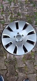 Cerchi e copricerchi R16 AUDI