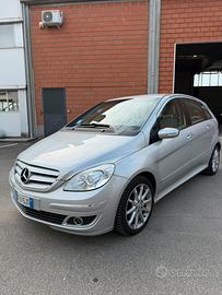 Mercedes benz classe B