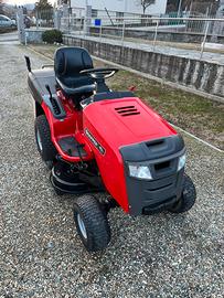 Trattorino tagliaerba