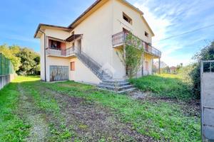 CASA INDIPENDENTE A CARLINO