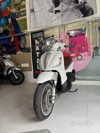 Piaggio Beverly 300 i.e. ABS - ASR BIANCO PERLATO