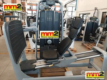 leg press Technogym selection usato ricondizionato