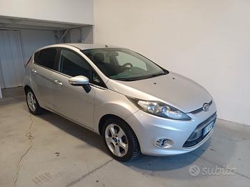 Ford Fiesta 1.6 TDCi 95CV 5 porte Titanium