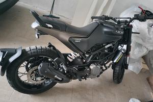 Husqvarna 401 svartpilen 