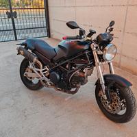 Ducati Monster 750 - 2000