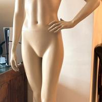 Manichino espositivo intero donna