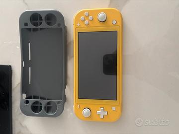 Nintendo switch lite, in perfettr condizioni
