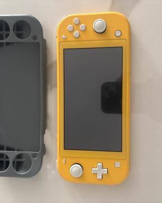 Nintendo switch lite, in perfettr condizioni