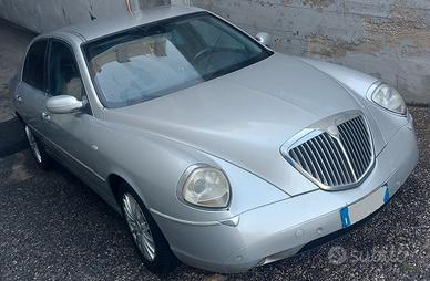 lancia thesis 100th tutti ricambi disponibili 