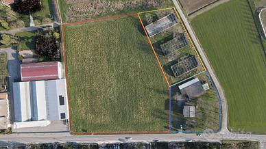 Terreni con rustico in Sabbioneta