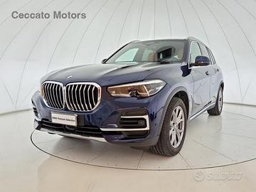 BMW X5 xdrive30d mhev 48V xLine auto