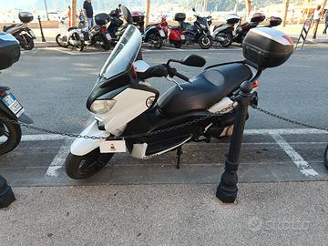 xmax 250 2012