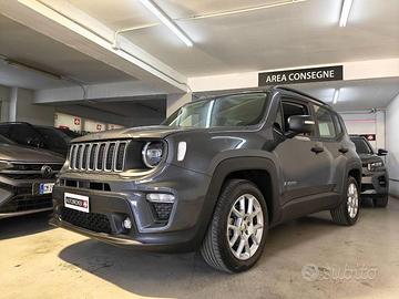 Jeep Renegade 1.5 Turbo T4 MHEV Summit