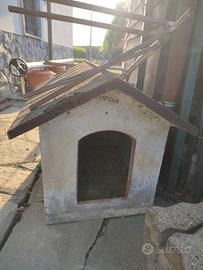 cuccia in cemento per cane