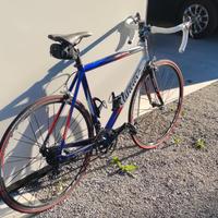 Bici da corsa WILIER ESCAPE 2015