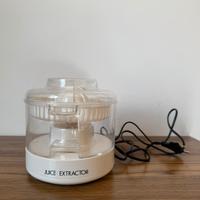 Juice extractor