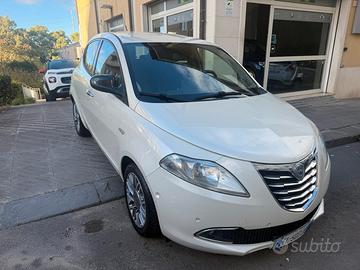 Lancia Ypsilon 1.3 MJT 16V 95 CV 5 porte S&S Silve