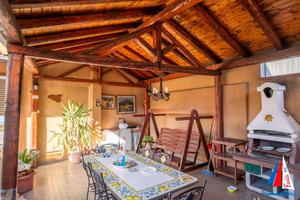 Casa Singola con Giardino e Garage