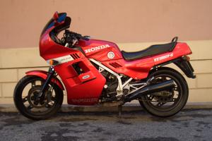 Honda vf 1000 f2 bol d'or - 1987