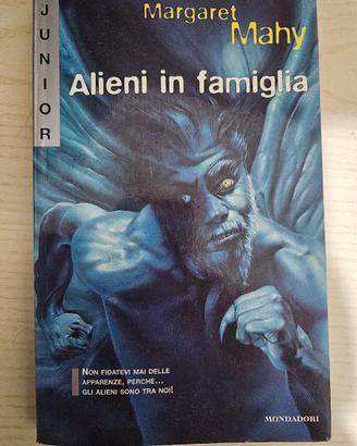 libro Alieni in famiglia 