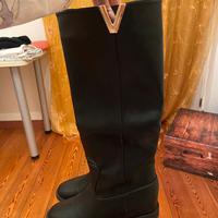 Stivale al ginocchio in ecopelle simil Via Roma 15