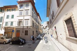 Stanza singola in centro storico 390eu