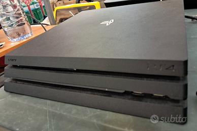 Playstation 4 pro ancora in garanzia 