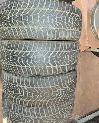 Pneumatici 225/45/19 225/45r19 225/45 r19 225 45 1