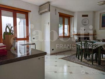 Villa o villino Oristano [Cod. rif 3209974VRG]