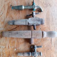 vecchi rubinetti per botti.