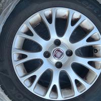 cerchi e gomme fiat grande punto 15"  invernali