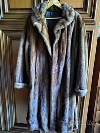 PELLICCIA IN VISONE VERO – Colore Grigio Blue Iris
