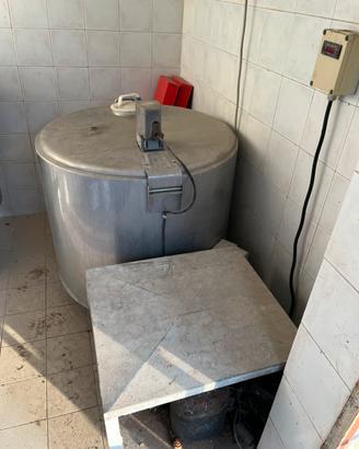 Frigorifero per latte rotto 3,20 q in Acciaio inox