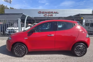 LANCIA Ypsilon Platino 1.0 Hybrid FireFly 5 port