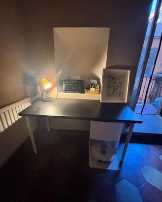Scrivania IKEA Nera