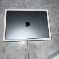 Macbook 15" M2  come nuovo