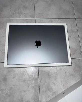 Macbook 15" M2  come nuovo