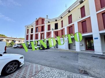 2 LOCALI A TREBASELEGHE