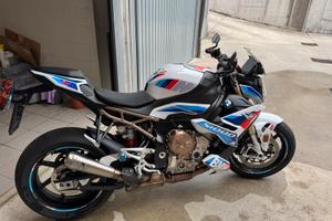 Bmw s1000r