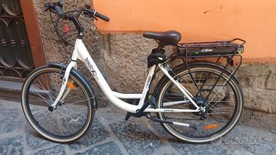 Bici elettrica come nuova