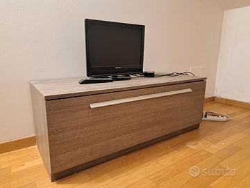 Mobile TV effetto rovere grigio