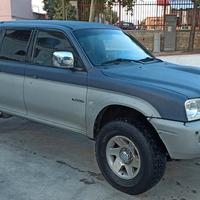 Mitsubishi l200 lo