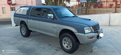 Mitsubishi l200 lo