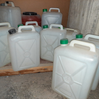 Bidoni/Taniche in plastica