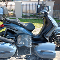 Piaggio Beverly 500 compreso valigie laterali