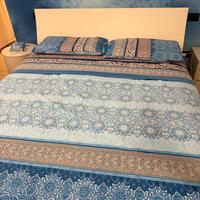 Letto matrimoniale con contenitore