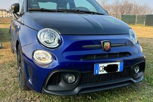 Fiat 500 abarth Yamaha Monster Energy