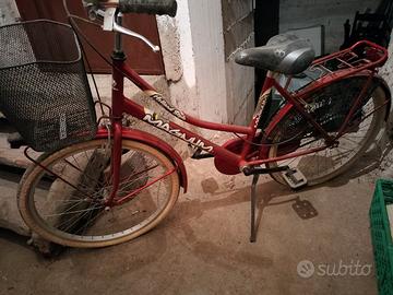 bicicletta Magnum rossa